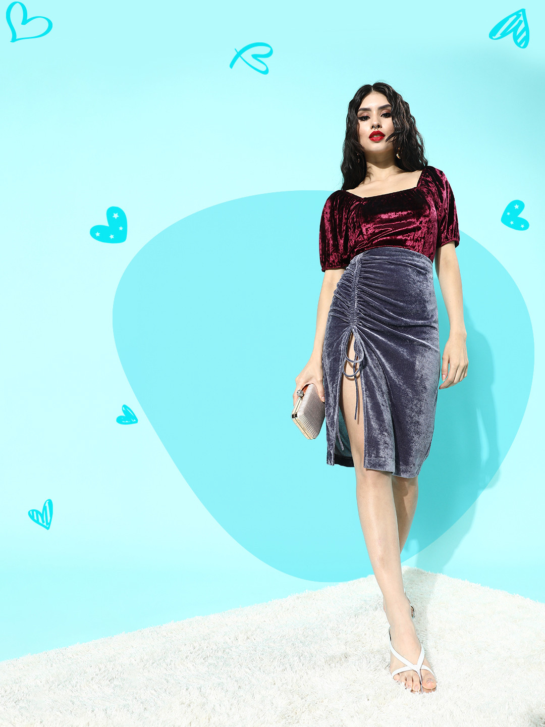 QUIERO Women Grey Solid Velvet Straight Skirt