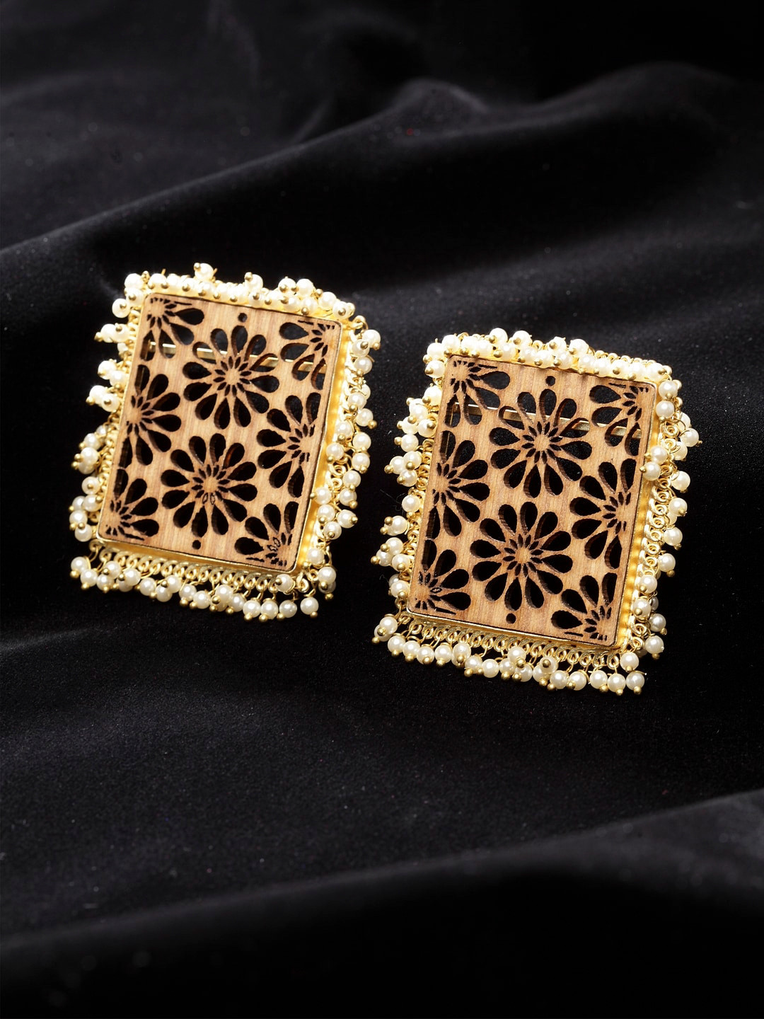 VOGUE PANASH Gold-Toned Square Studs Earrings