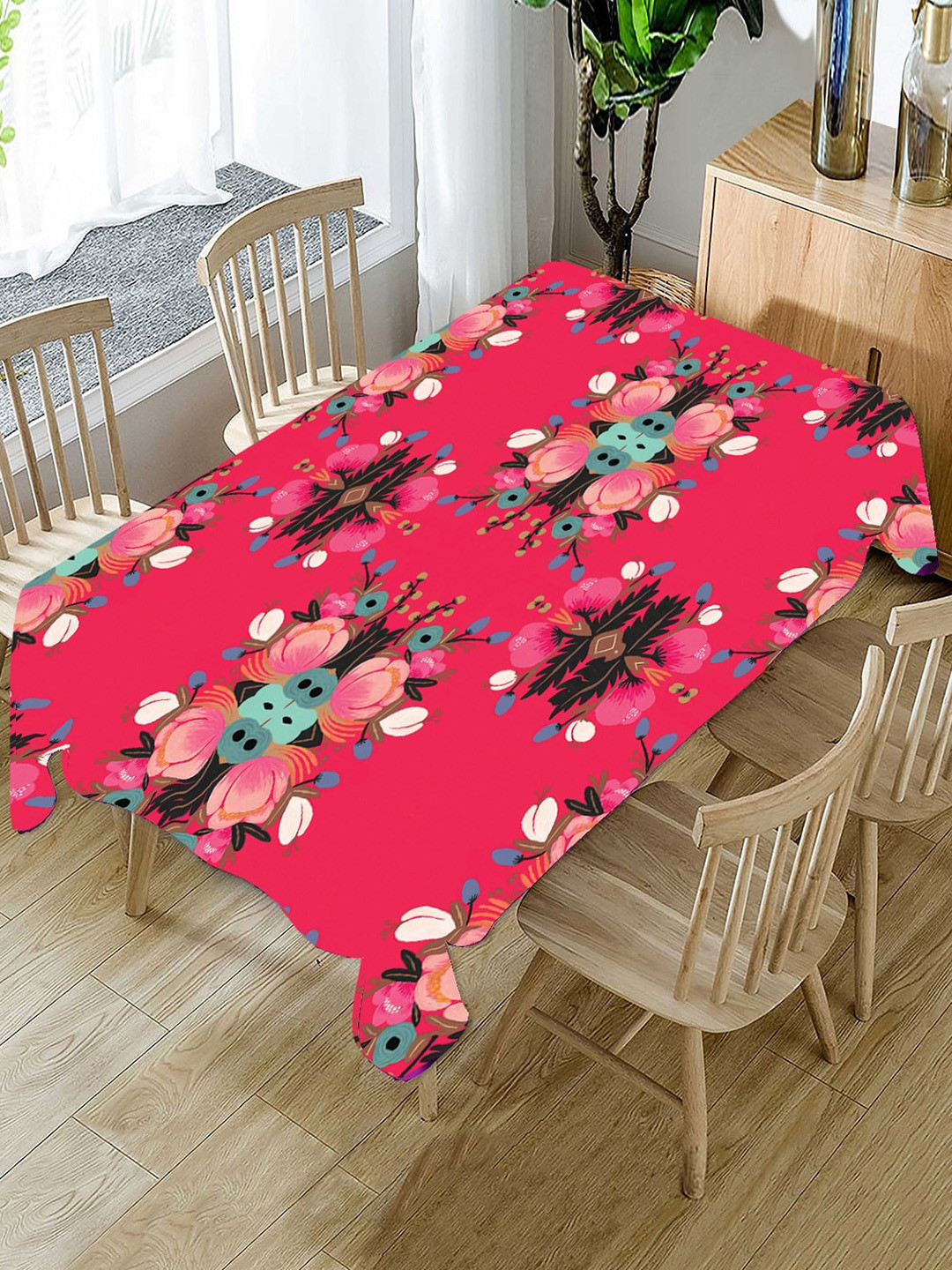 AEROHAVEN  Pink Floral Printed 4-Seater Rectangular Table Cover