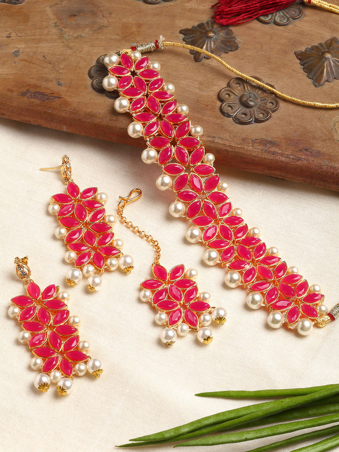 ZENEME Gold-Plated & Red Kundan Studded Choker Jewellery Set