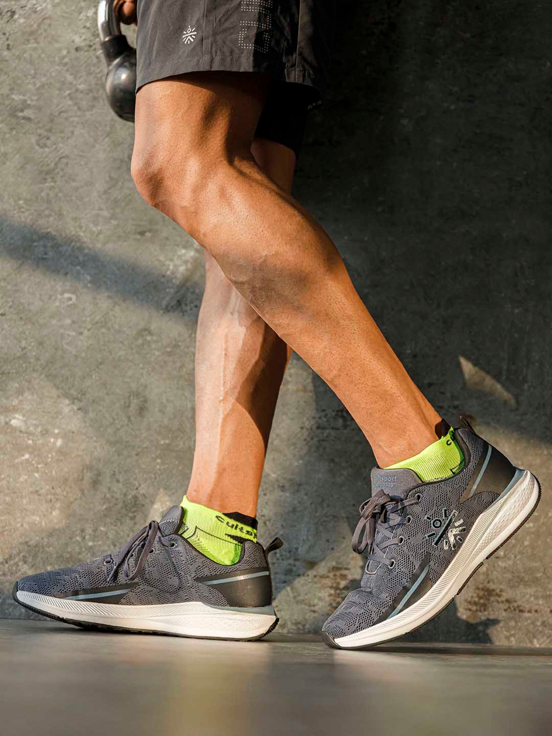 CULT Men Grey Windblazer Running Shoe