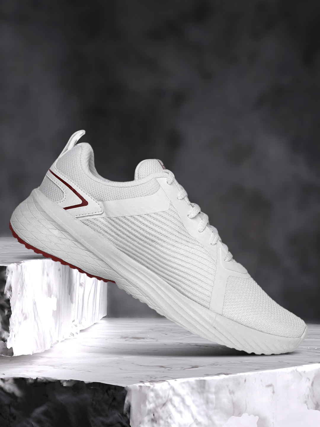 Reebok Men White & Blue Woven Design Allen Town Running Shoes