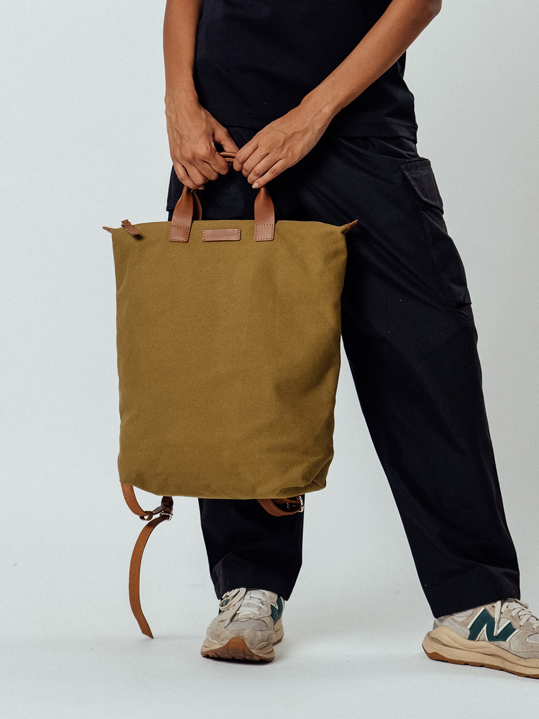 DailyObjects Unisex Green & Brown Pilot Backpack