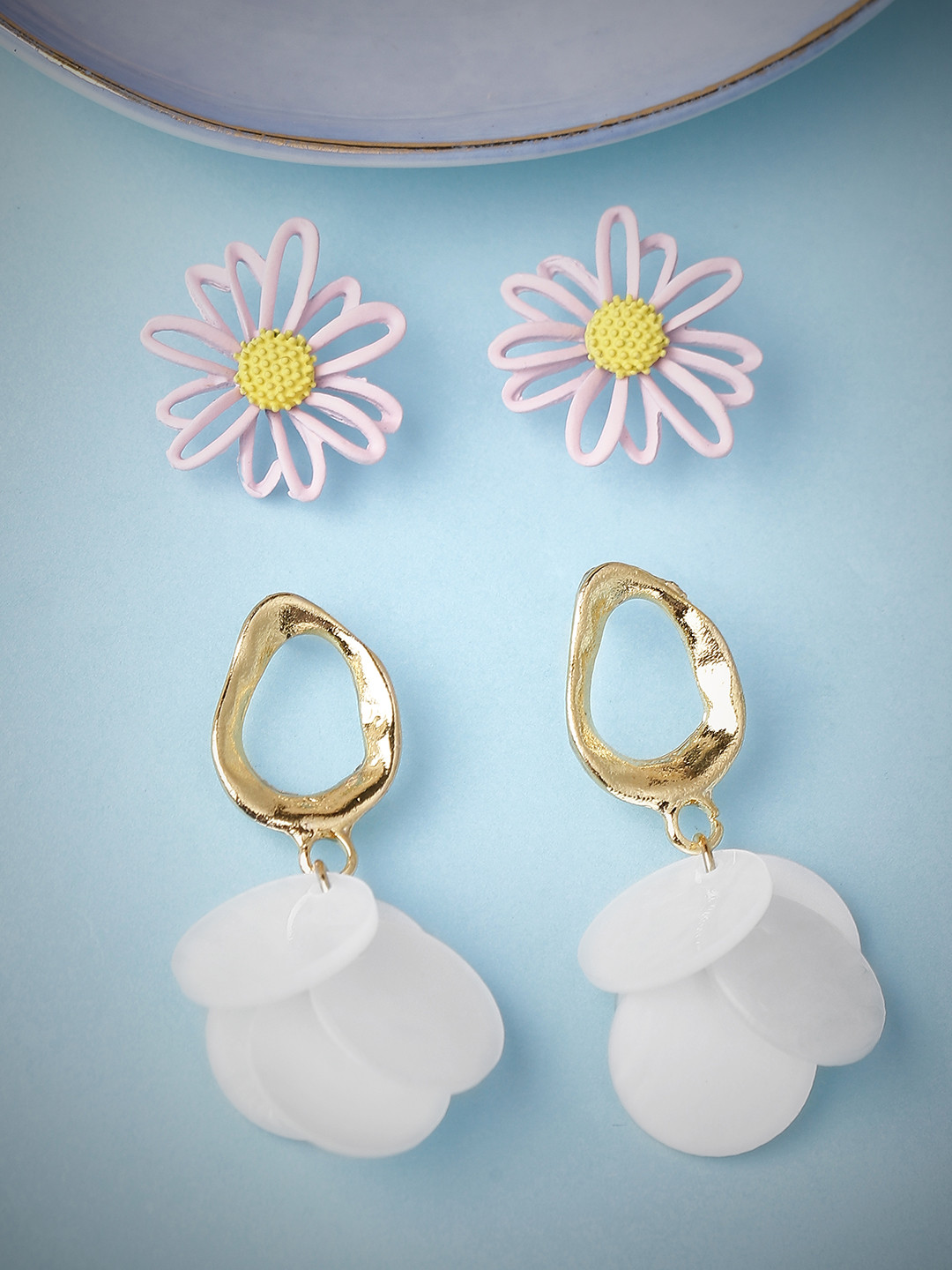 TOKYO TALKIES X rubans FASHION ACCESSORIES Set of 2 Floral Shaped Studs & Drop Earrings