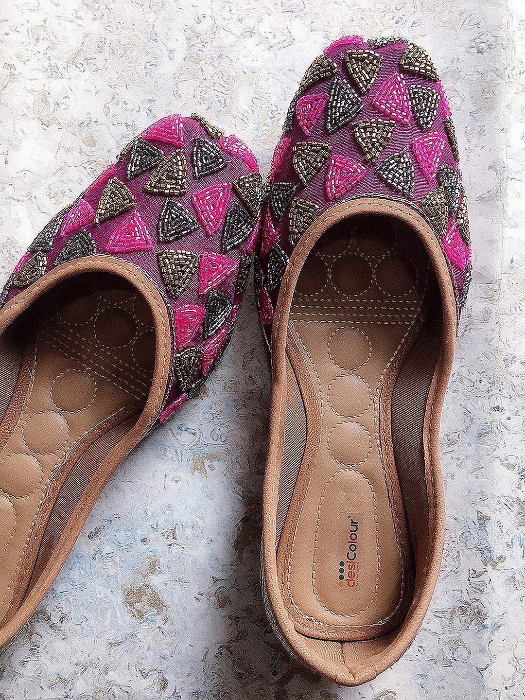 DESI COLOUR Women Purple Embellished Ethnic Mojaris Flats