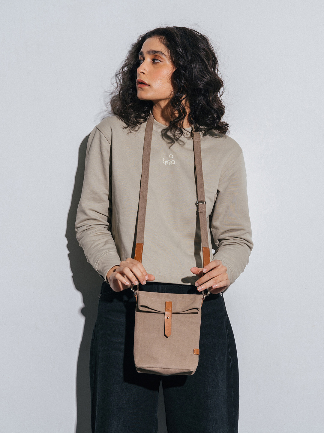 DailyObjects Beige Structured Handheld Bag