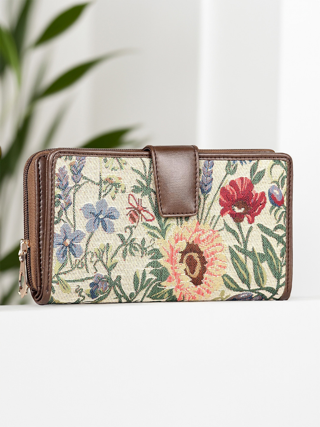 THE CLOWNFISH Stella Multicoloured Floral Printed Leather Two Fold Wallet
