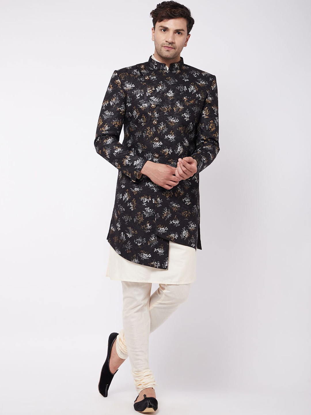 VASTRAMAY Men Black & Cream Printed Slim Fit Angarhka Set