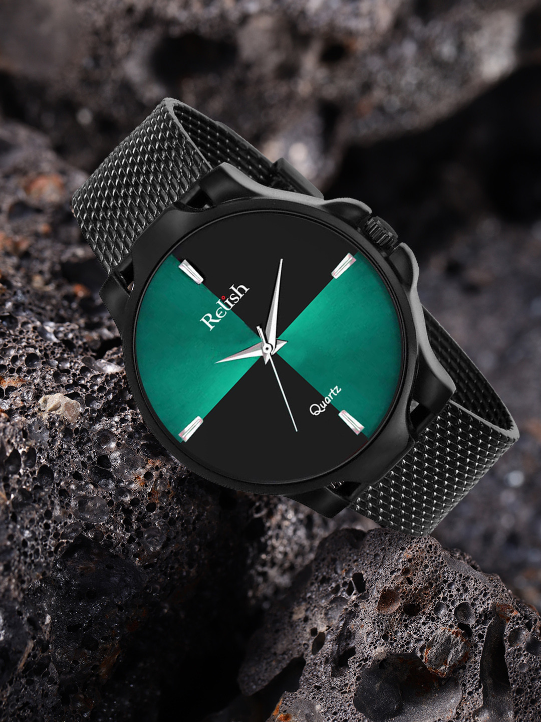 Relish Men Green Dial & Black Stainless Steel Straps Analogue Watch RE-BB1108