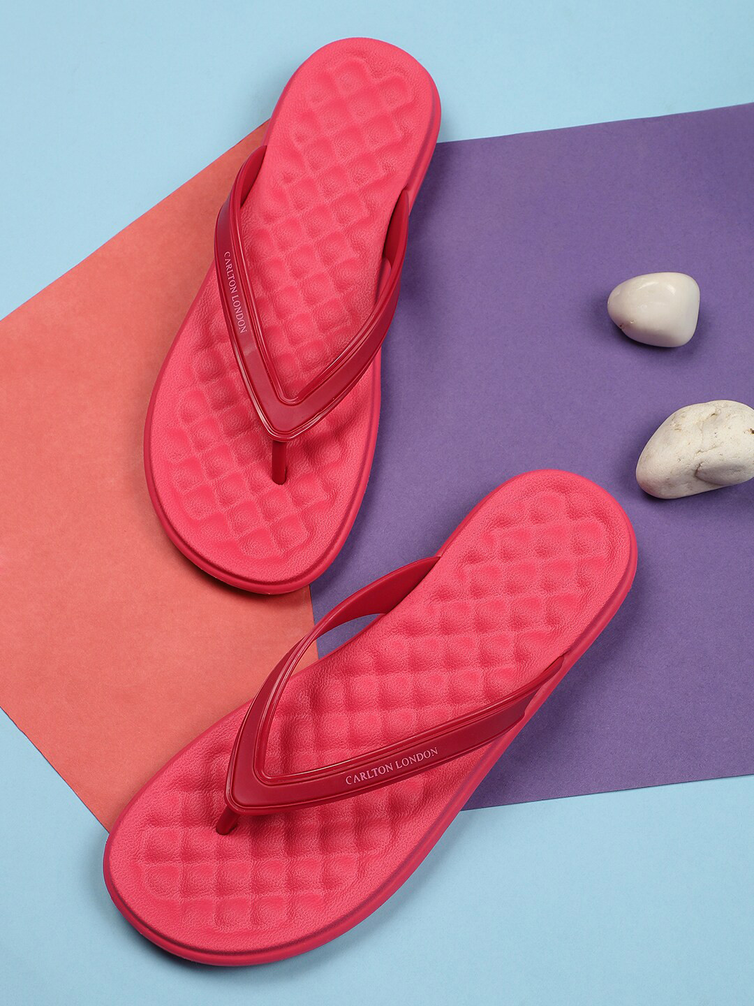 Carlton London Women Fuchsia Rubber Thong Flip-Flops
