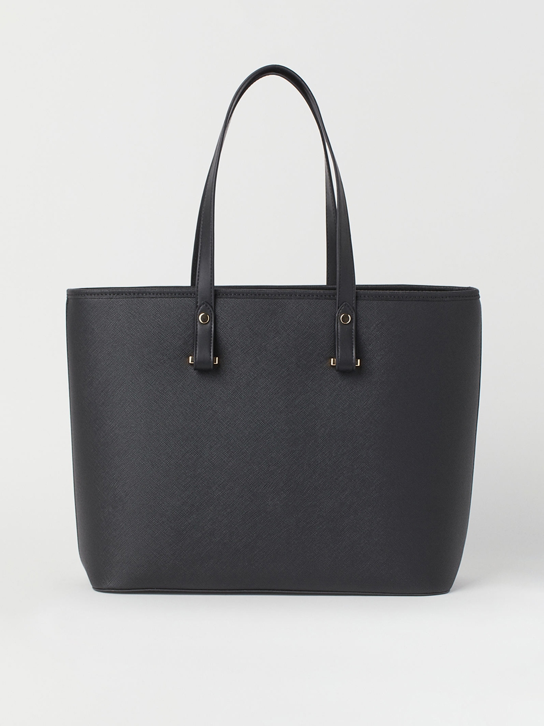 Black handbag 2025 myntra