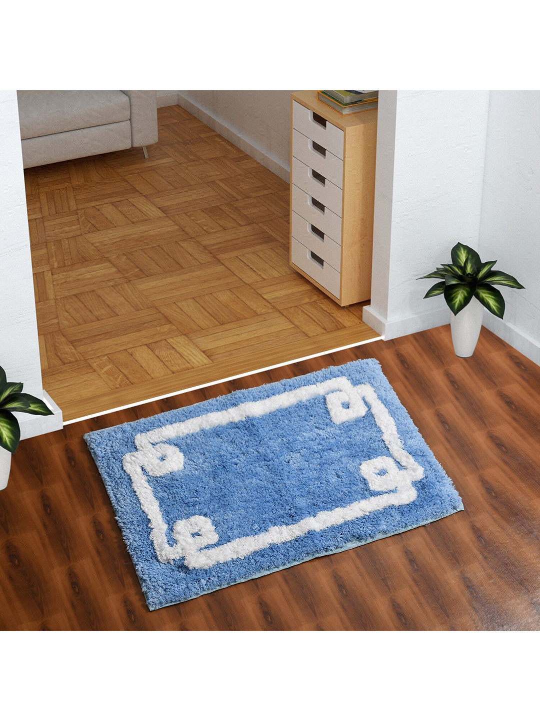 AEROHAVEN Blue & White Moroccan 1850 GSM Microfiber Anti-Skid Bath Mat
