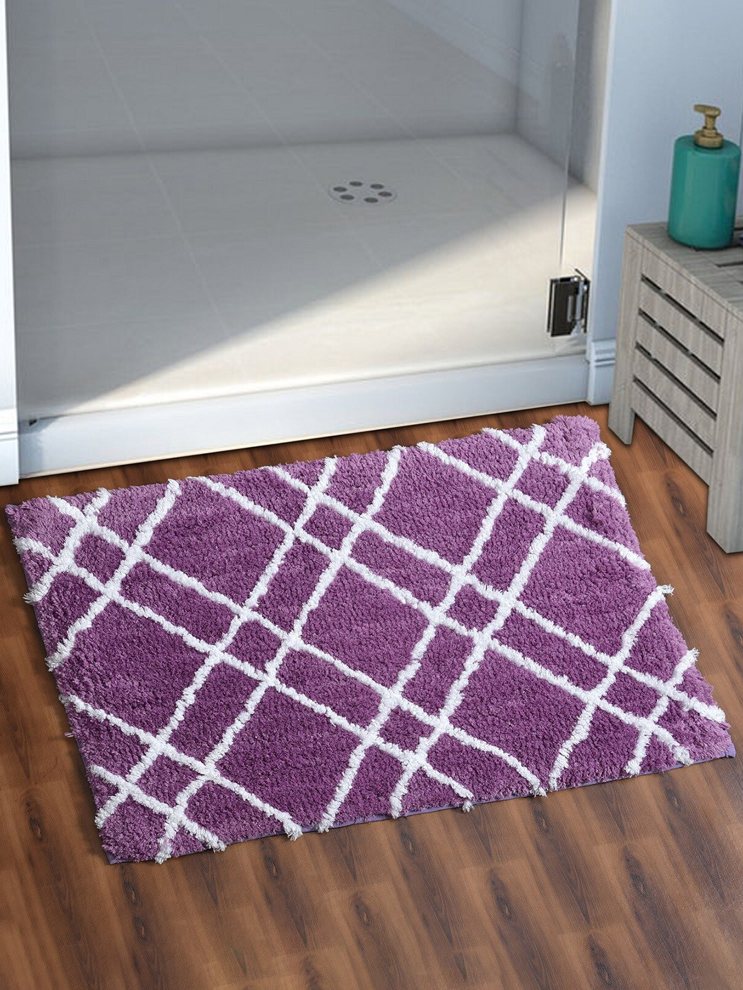 AEROHAVEN Purple & White Checked 1850 GSM Microfiber Anti-Skid Bath Rug