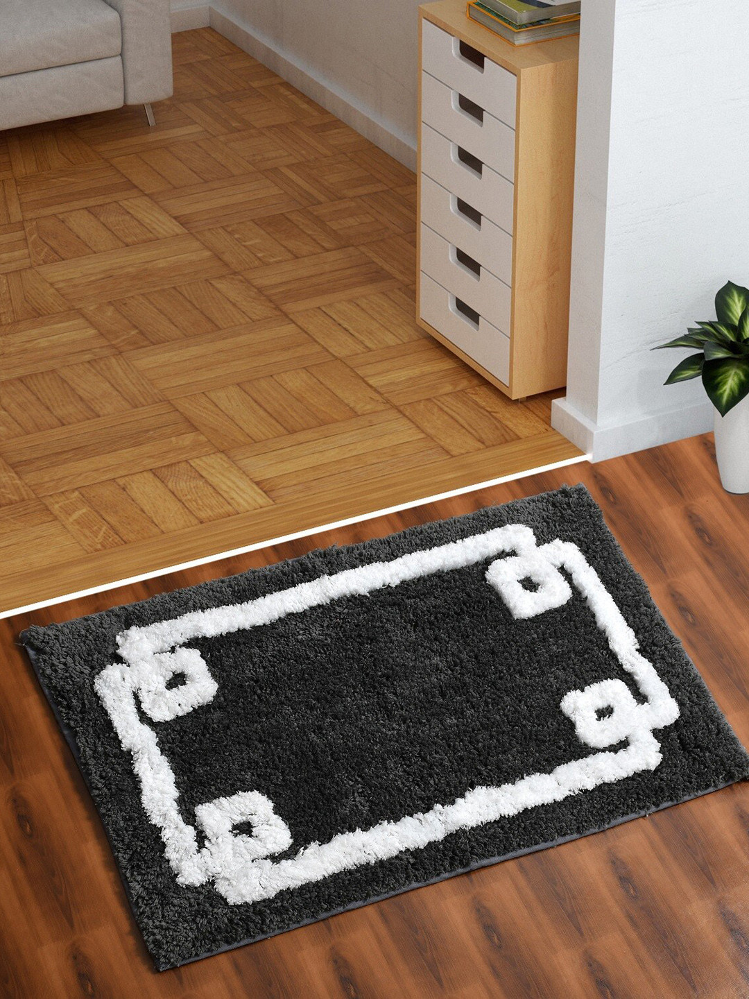 AEROHAVEN Charcoal Grey & White Abstract Pattern Microfiber Bath Mat