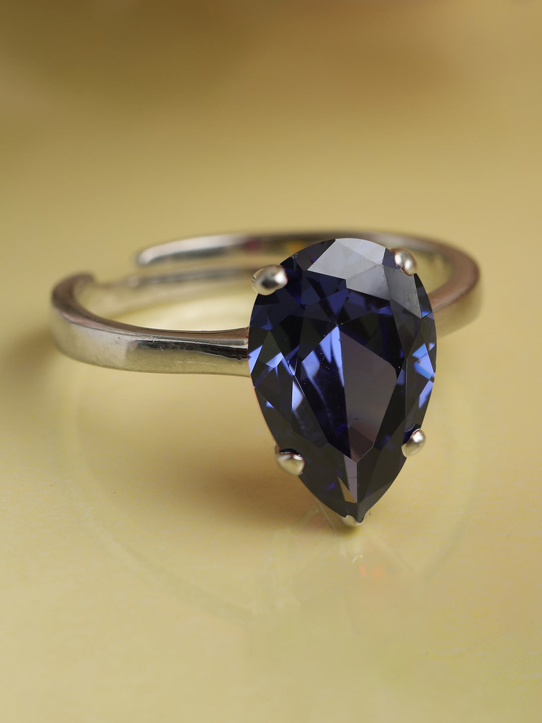 Clara Silver-Toned & Blue Cubic Zirconia Stone Studded Adjustable Finger Ring
