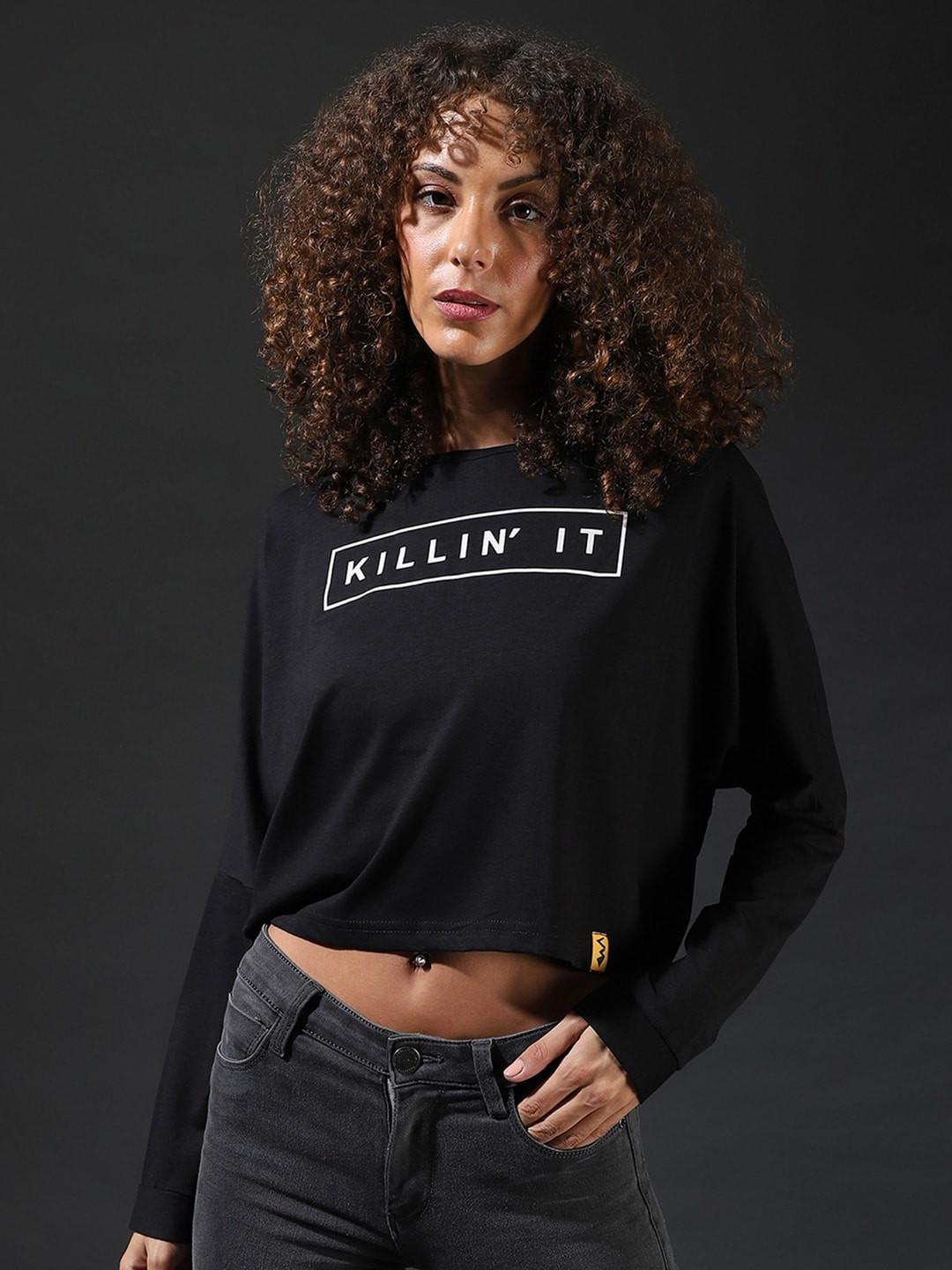 Campus Sutra Woman Black Typography Print Crop Top