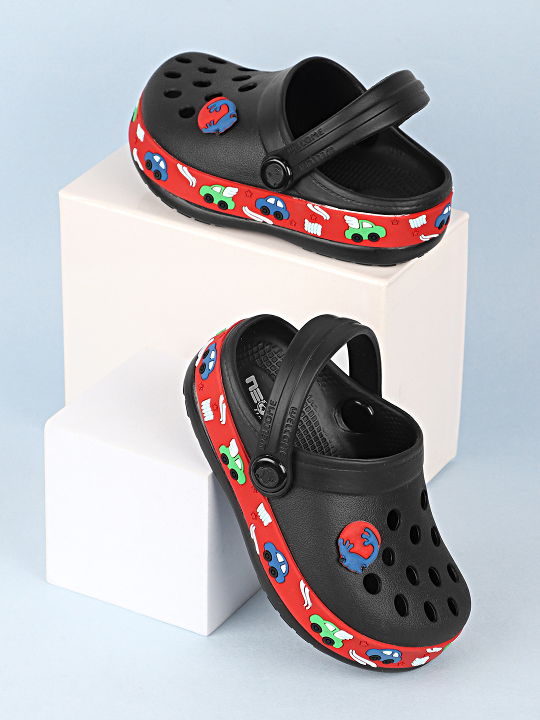 NEOZ Kids Levirex Lightweight & Comfortable Grip & Bounce Less Pressure Clogs