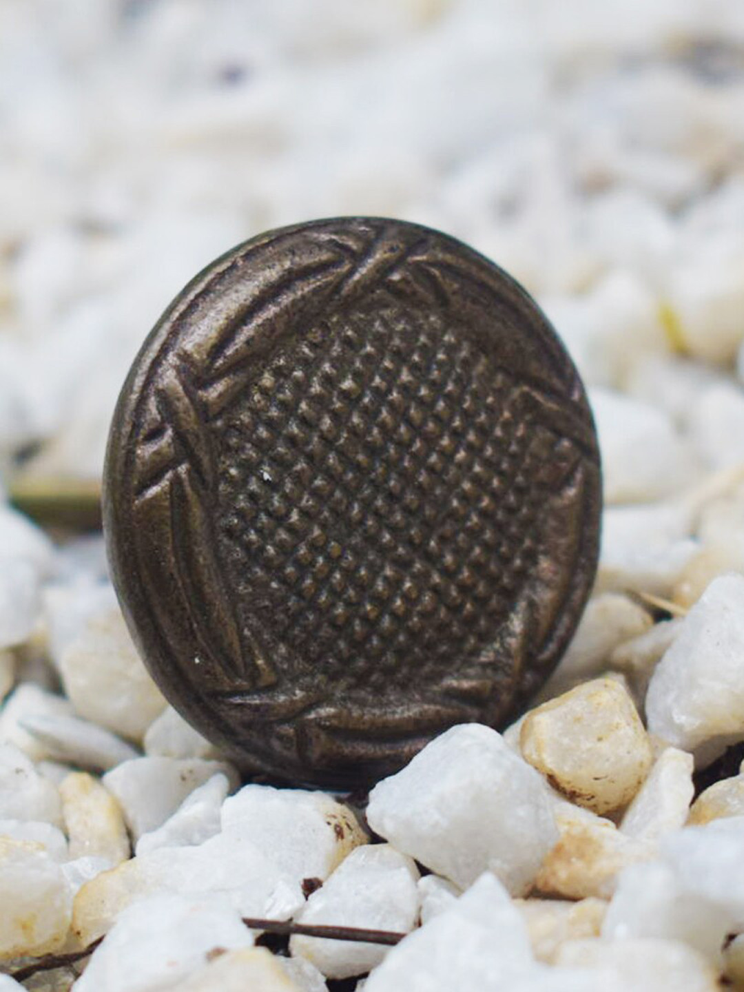 The Decor Mart Set of 4 Copper Metal Knobs