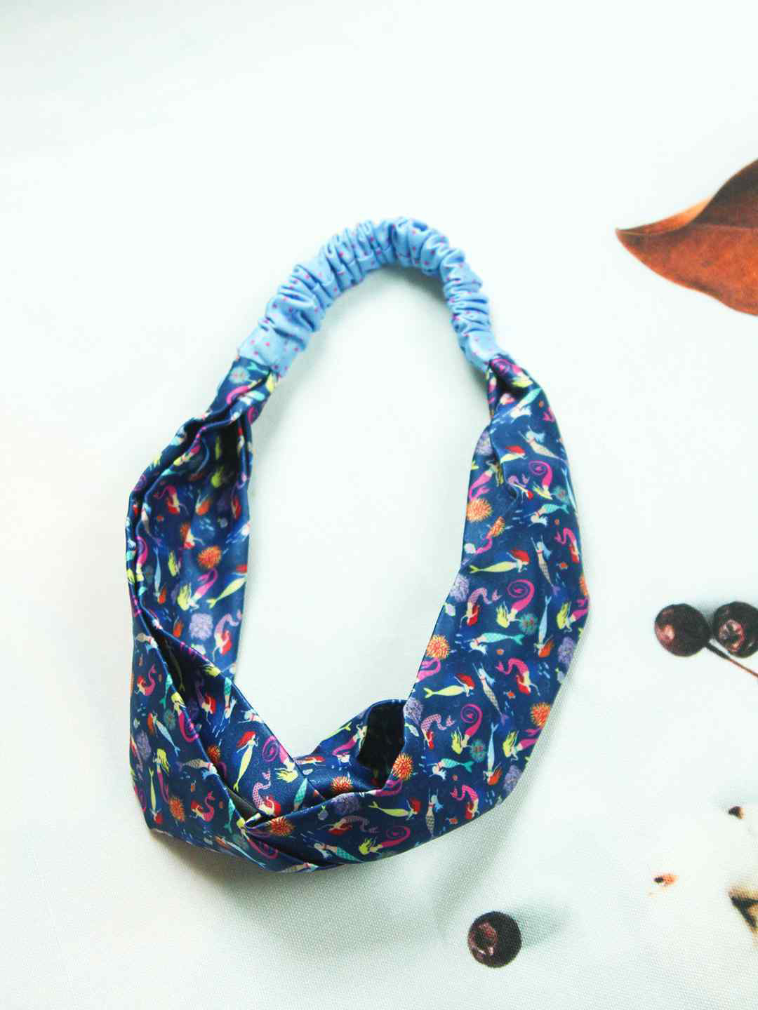 Tossido Women Blue & Red Printed Criss-Cross Satin Hairband