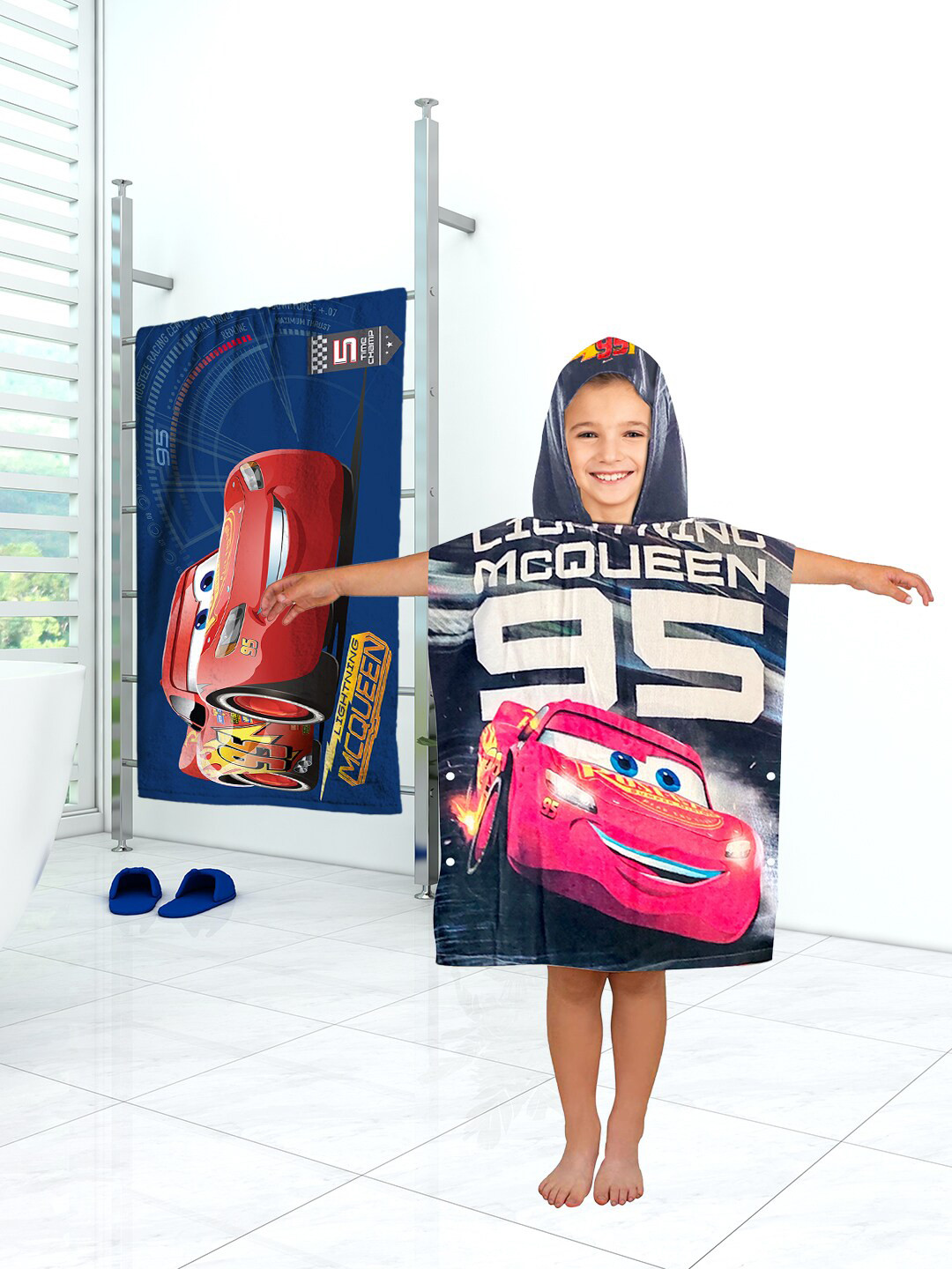 Disney Pack of 2 Kids Cars Printed Hooded Bath Towel