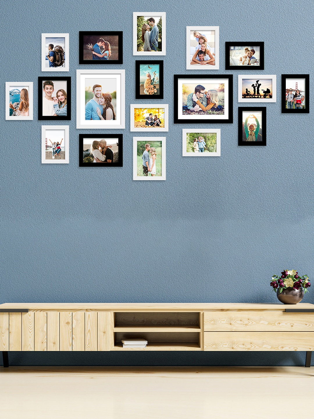 Art Street Set Of 18 Black & White Solid Wall Photo Frames