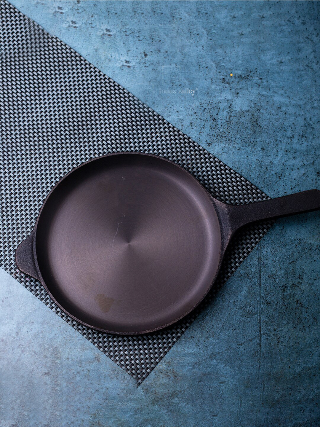 The Indus Valley Black Pre-Seasoned Super Smooth Cast Iron Shallow Long Handle Fry Pan