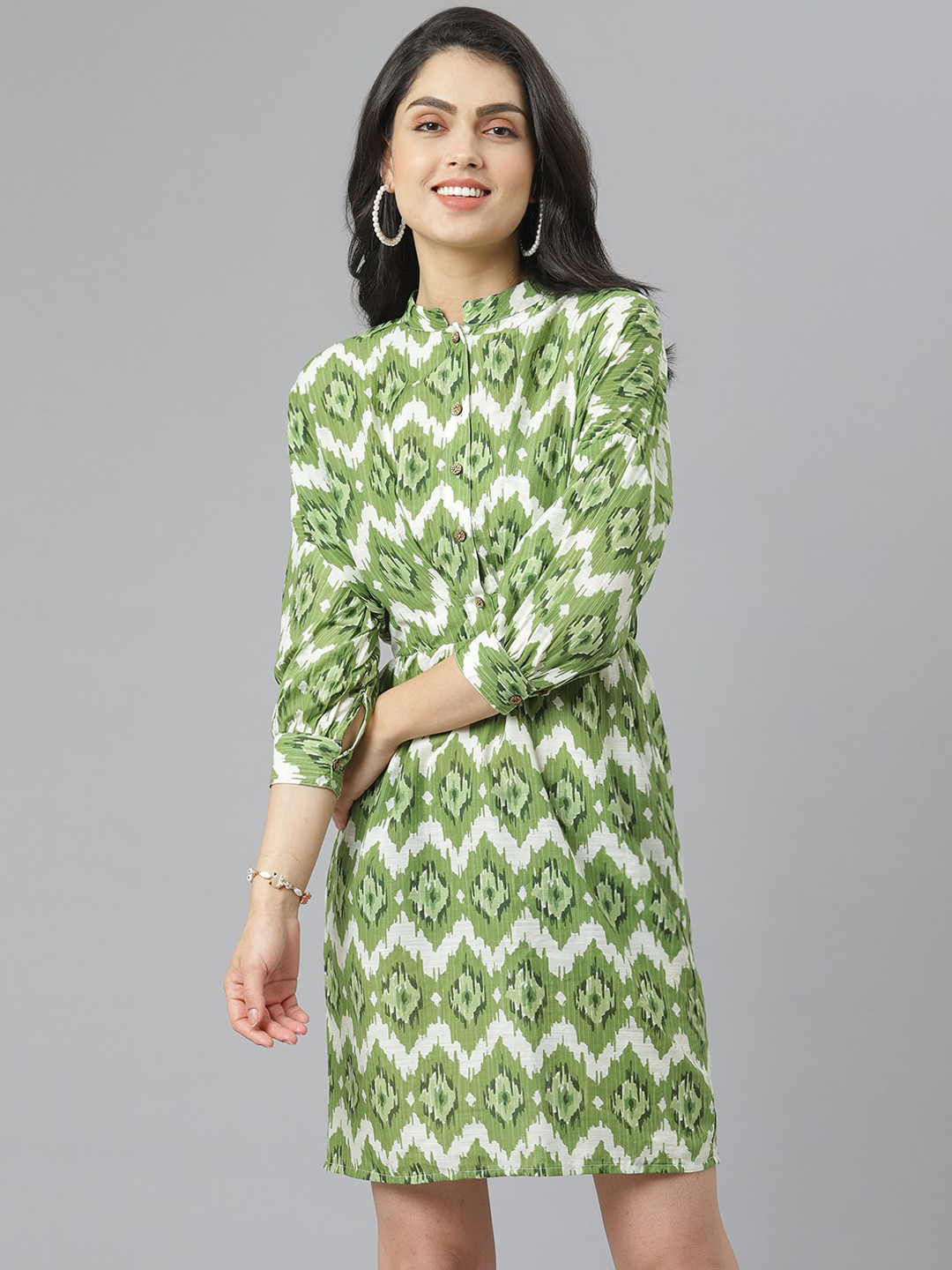 am ma Green & White Geometric Printed A-line Dress
