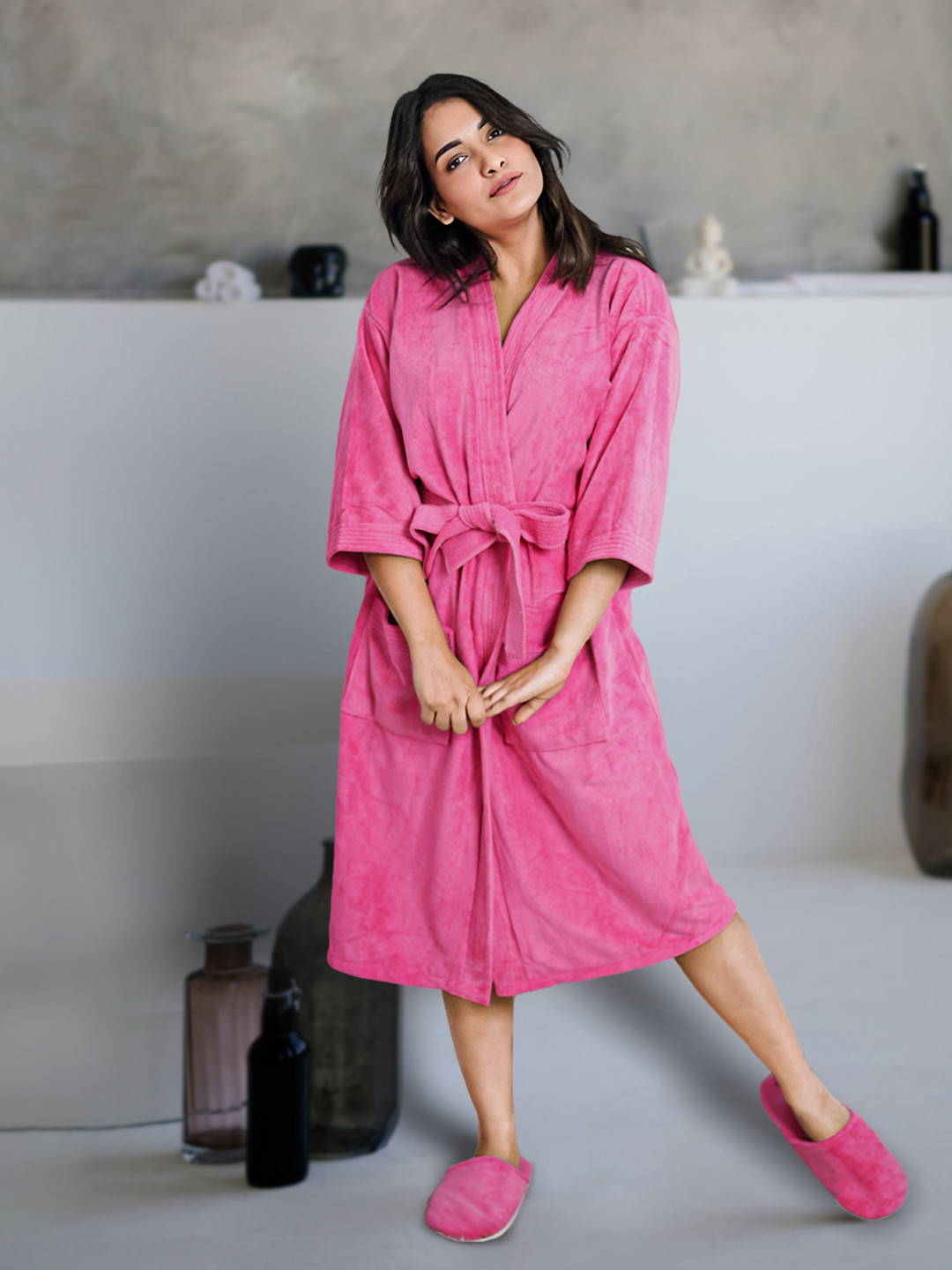 Aura Adults Pink Caldezonia Microfiber Bathrobe with Slipper