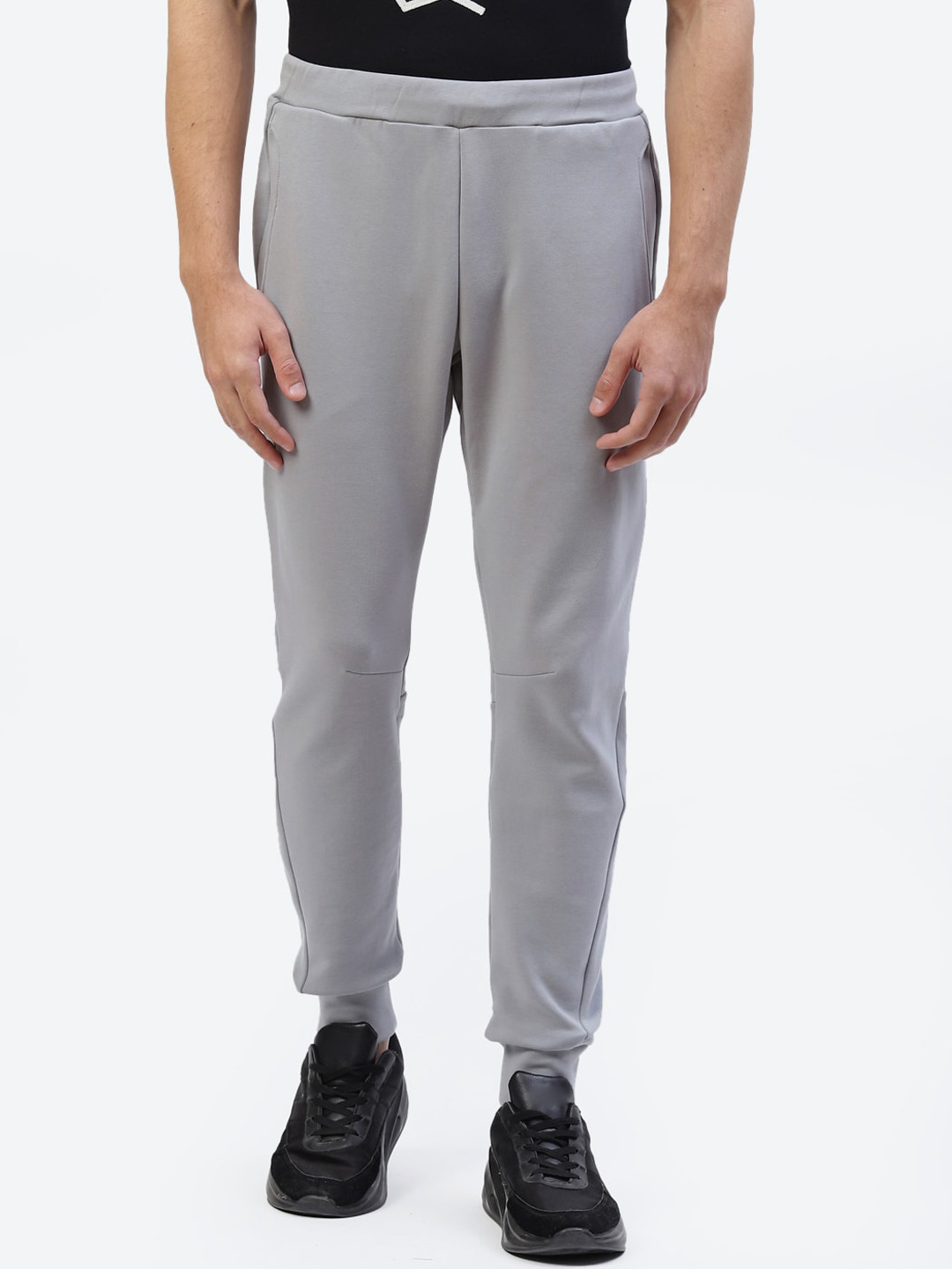 ASICS Men Solid M Mobility Knit Tapered Joggers