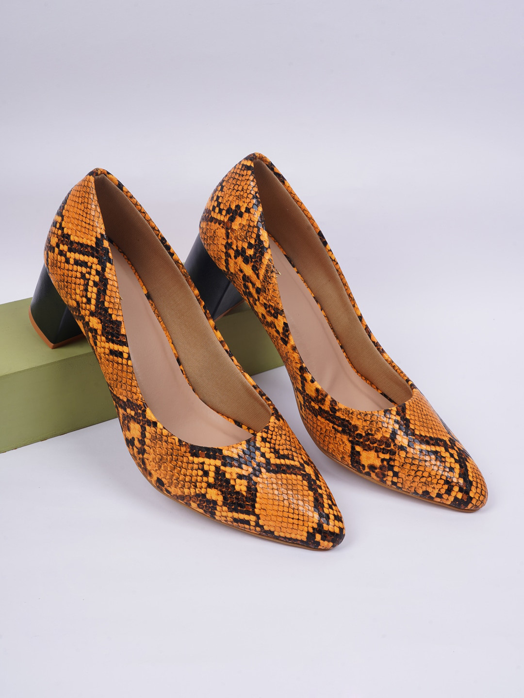 Rubeezz Orange & Black Printed Party Block Pumps