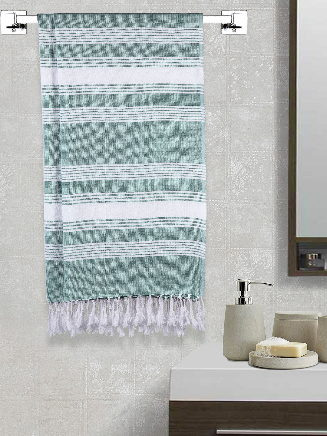 Arrabi Green & White Set Of 2 Striped 210 GSM Cotton Bath Towels