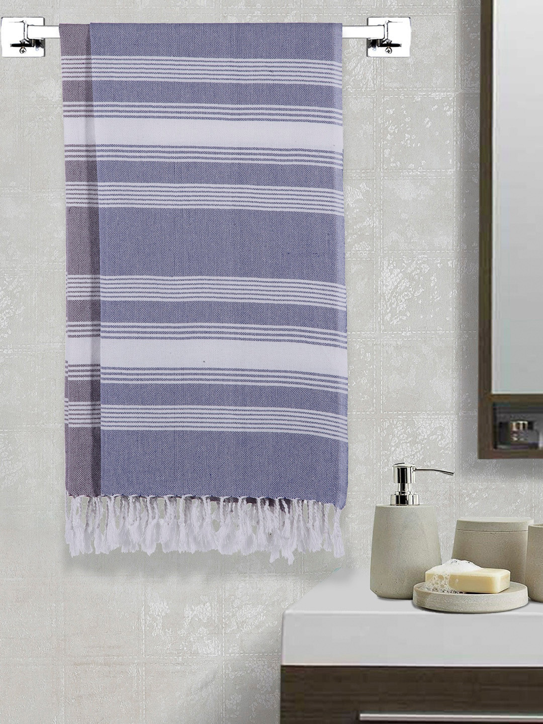 Arrabi Purple Set Of 2 Striped 210 GSM Cotton Bath Towels