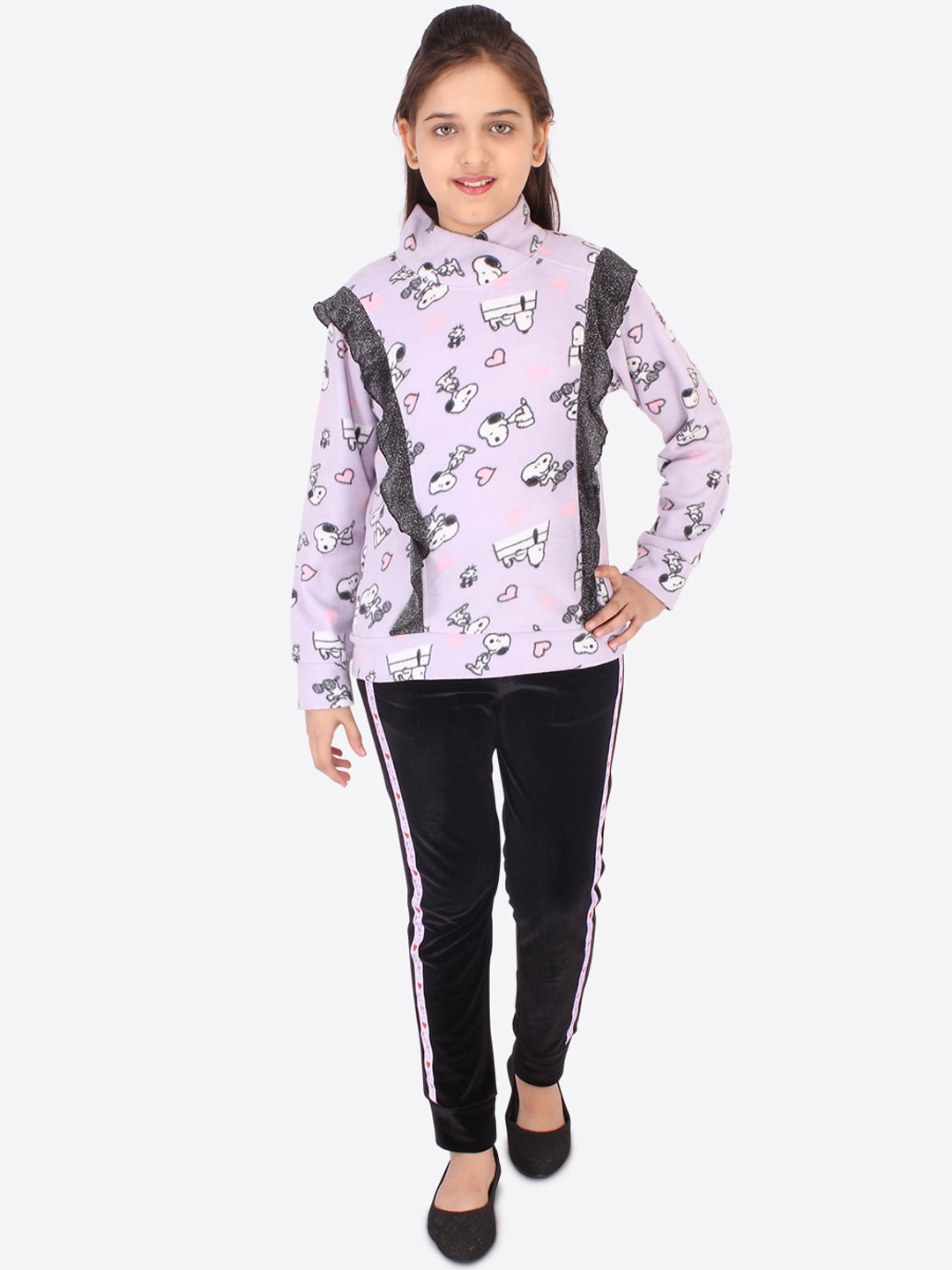 CUTECUMBER Girls Purple & Black Snoopy Printed Tracksuit