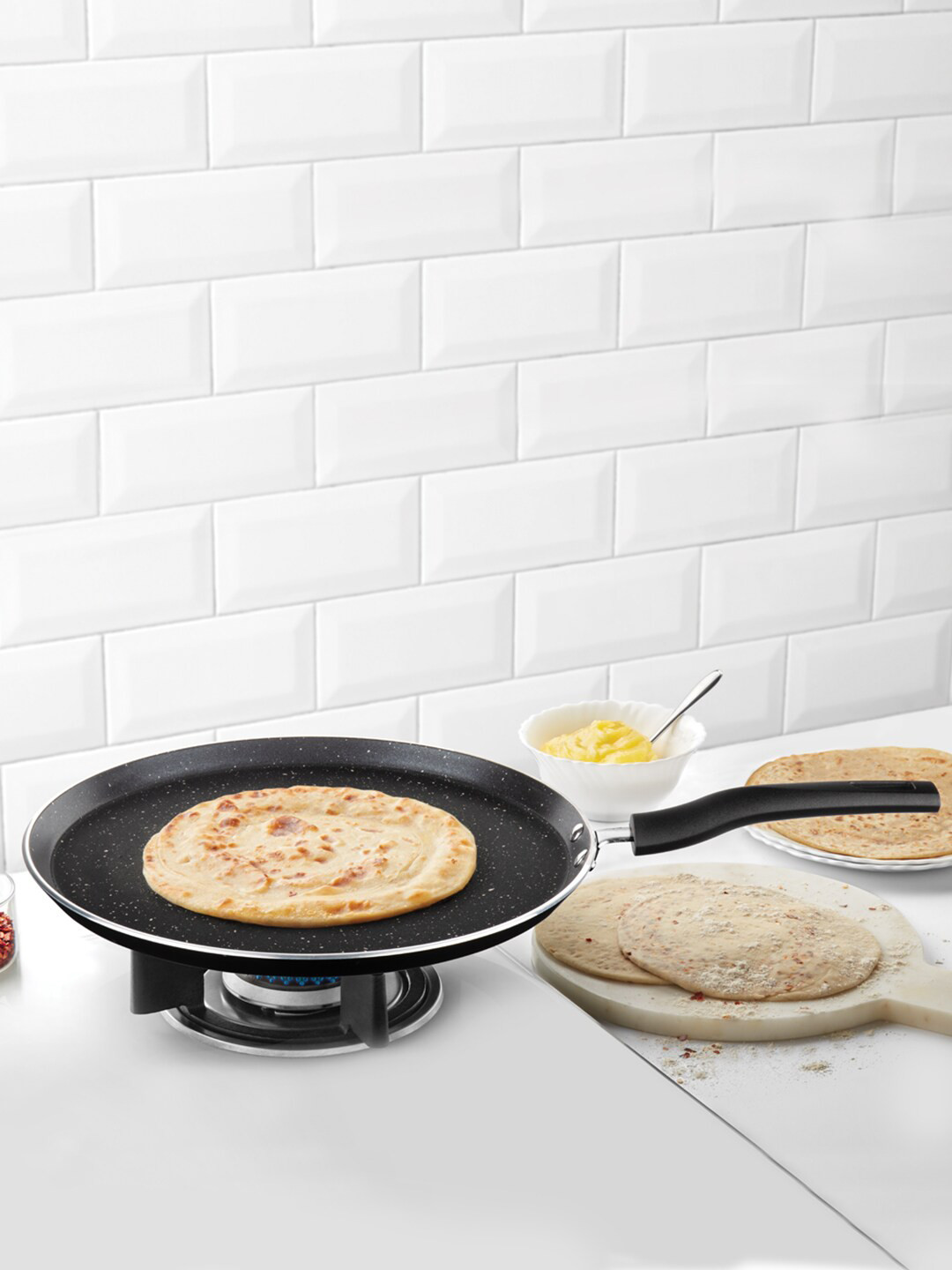 BOROSIL Black Non-Stick Aluminium Flat Tava