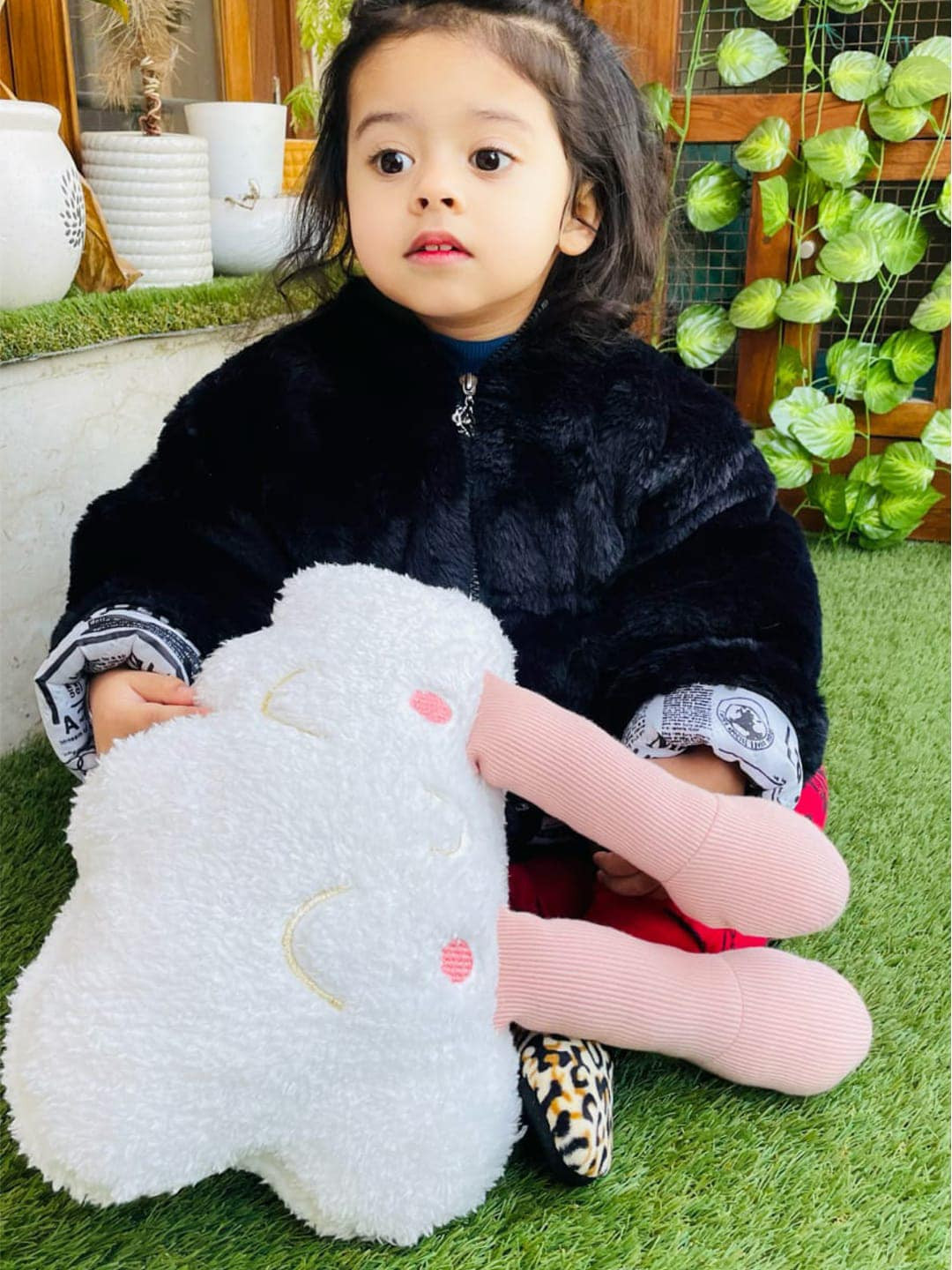 DearJoy Kids White & Pink Cloud Shaped Soft Toy