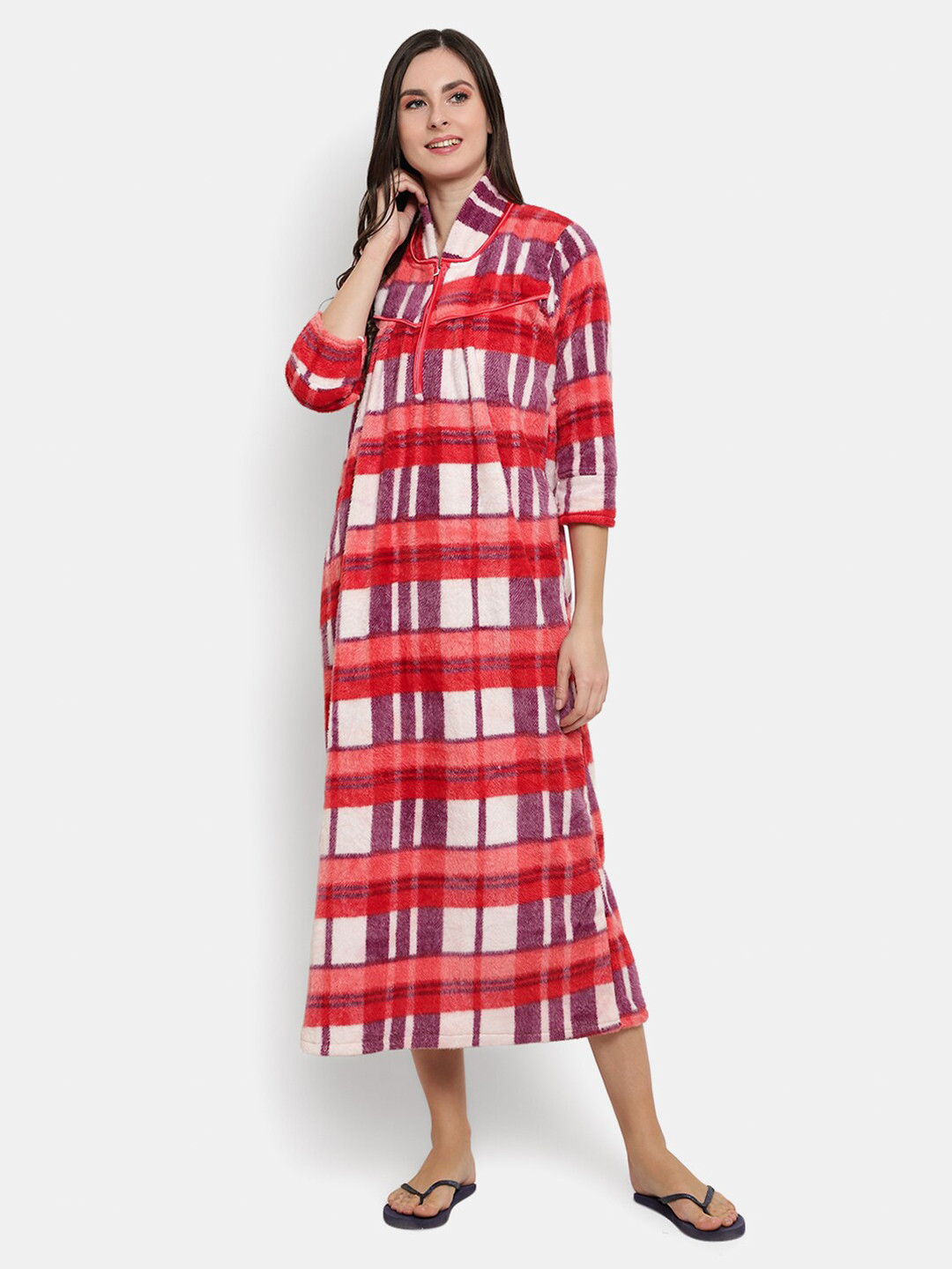 CIERGE Women Red & White Checked Maxi Nightdress