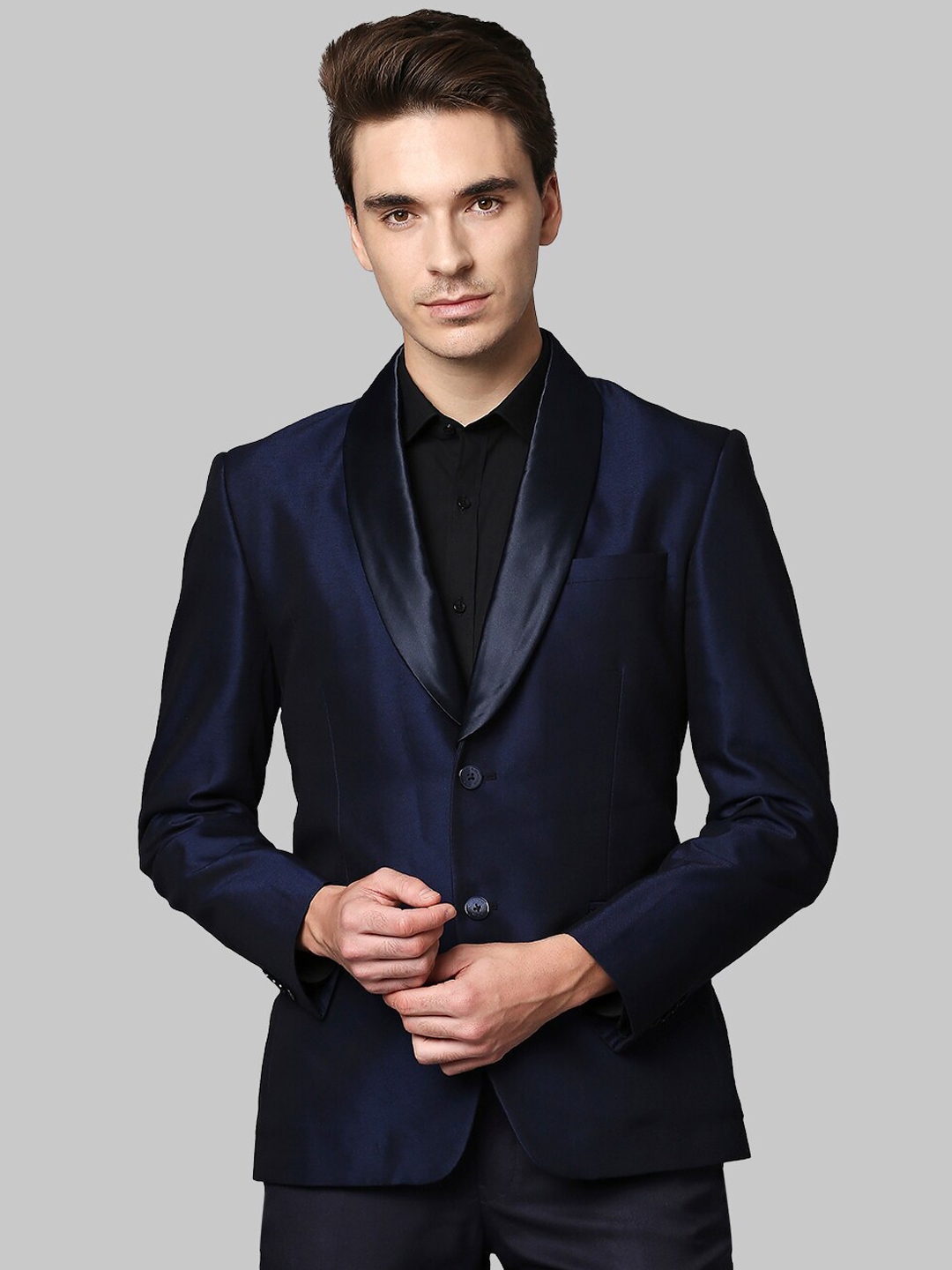 Buy MANQ Men Black Solid Slim Fit Tuxedo Suit - Suits for Men