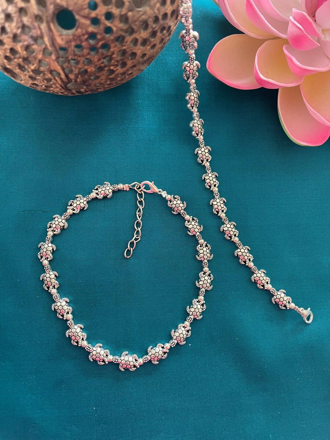 Digital Dress Room Silver-Plated Set of 2 Tortoise Designs Anklets