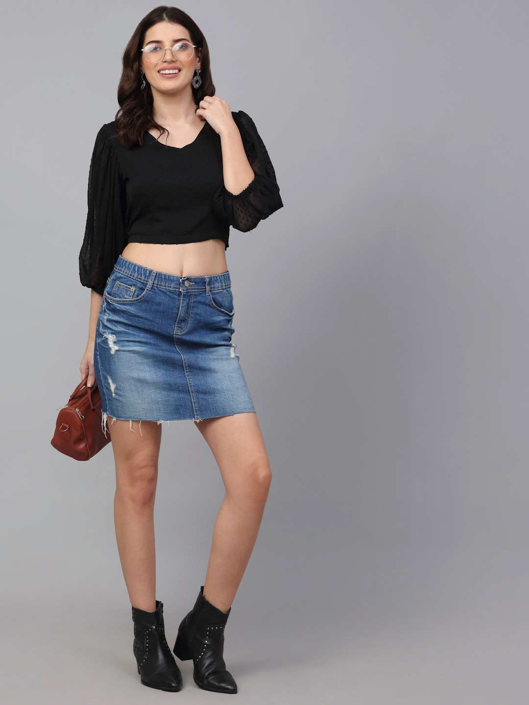 NEUDIS Black Blouson Crop Top