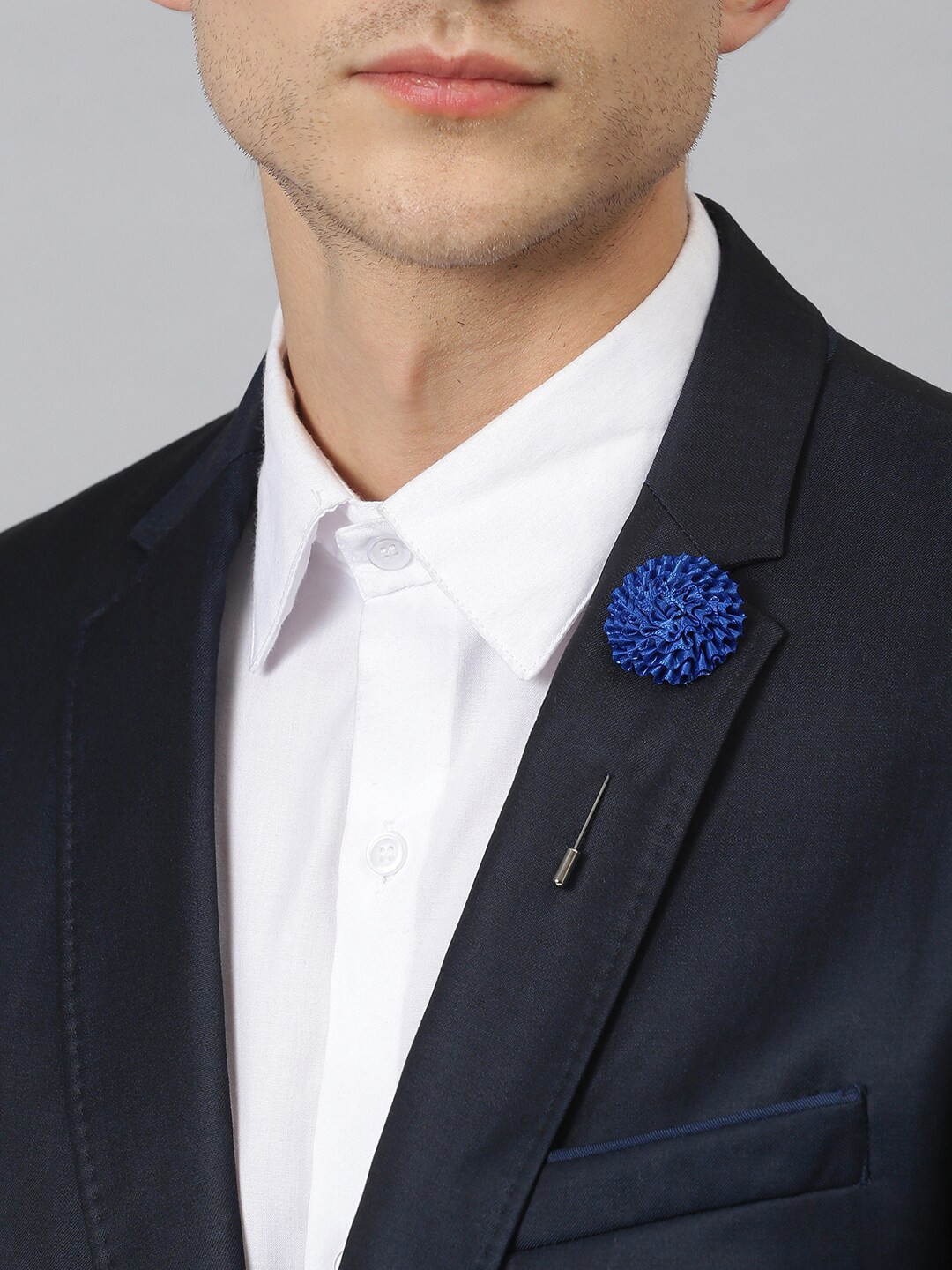 Tossido Men Blue Metal Lapel Brooch