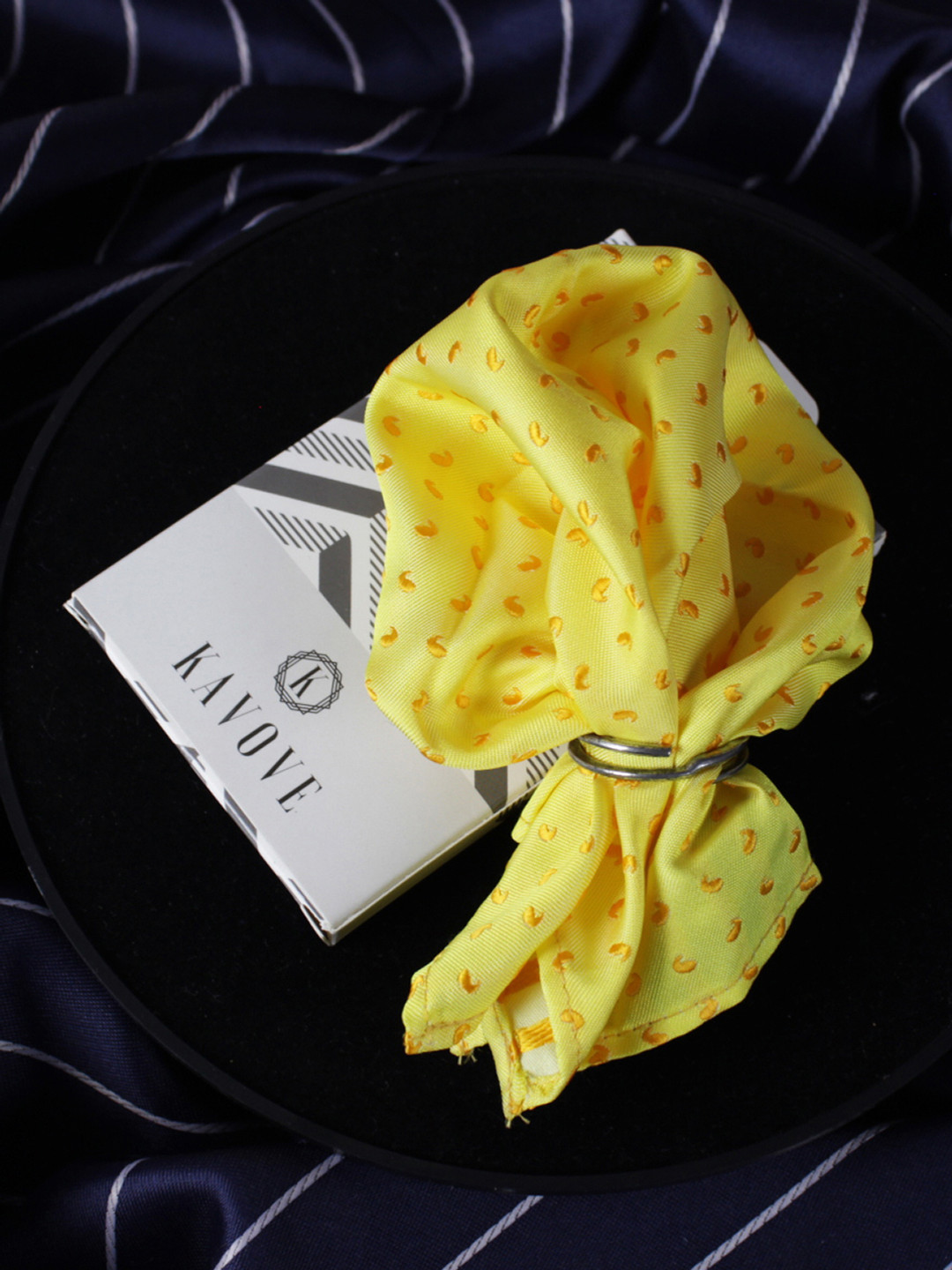 Kavove Men Yellow Self-Designed Pocket Square