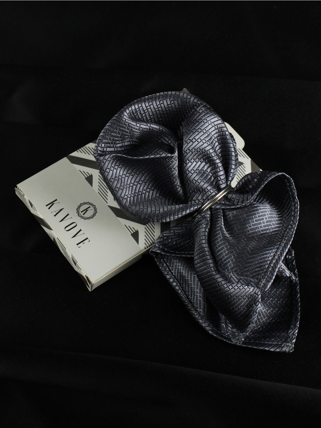 Kavove Men Silver Textured Pocket Square