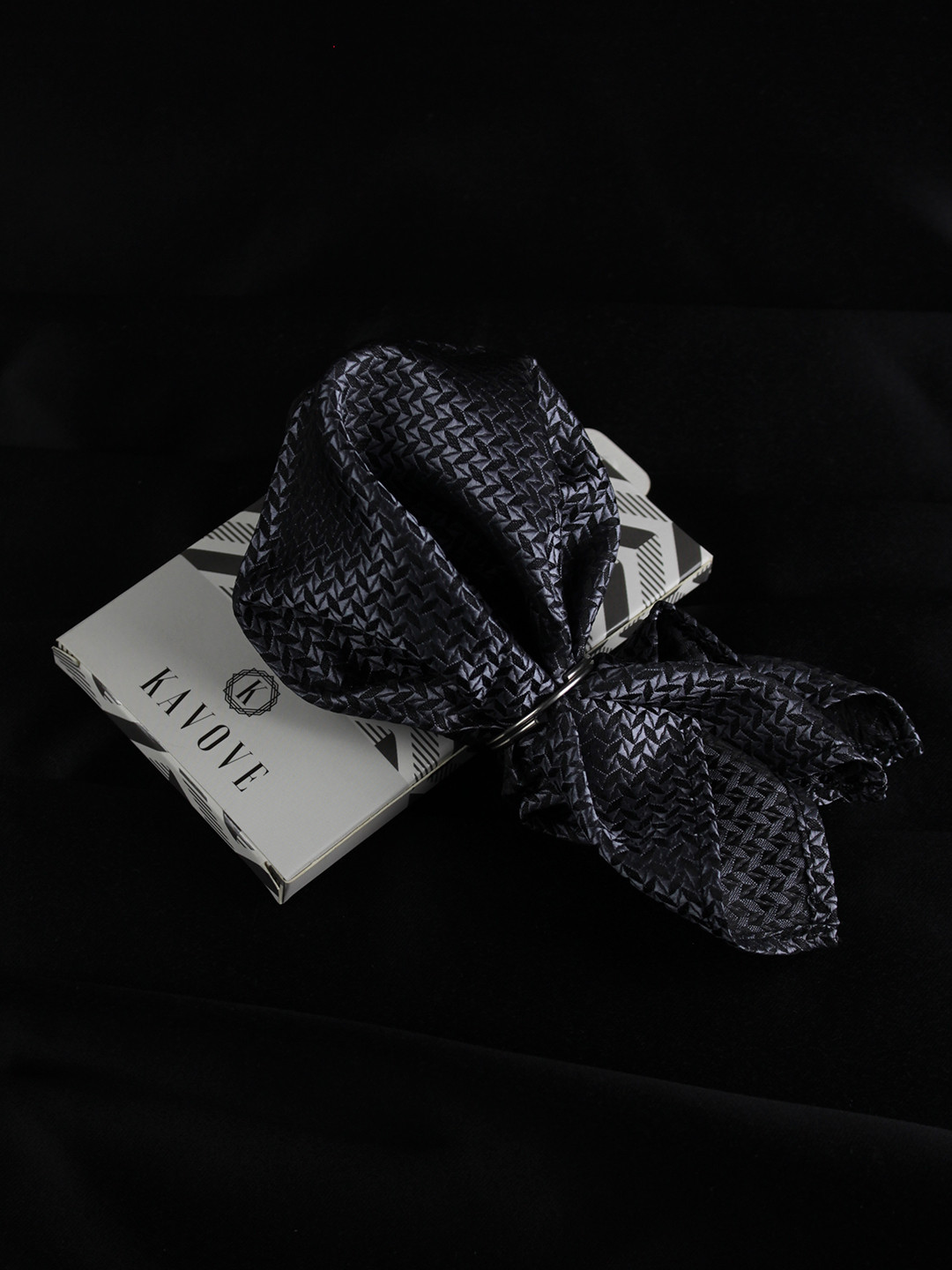 Kavove Men Silver-Colored Abstract Printed Pocket Square