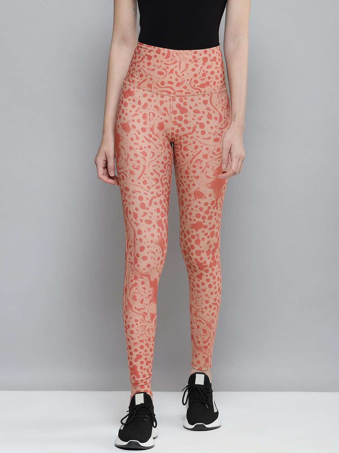 Reebok Women Peach-Coloured Lux HR 2.0 All Over Print Training Tights