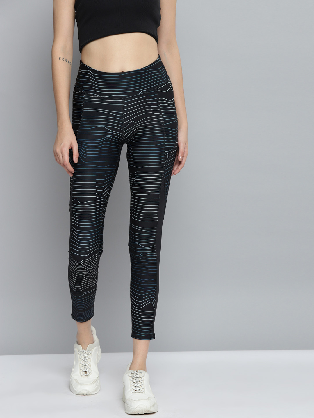 Reebok Women Black & Blue Striped Speedwick Running High-Rise Tights