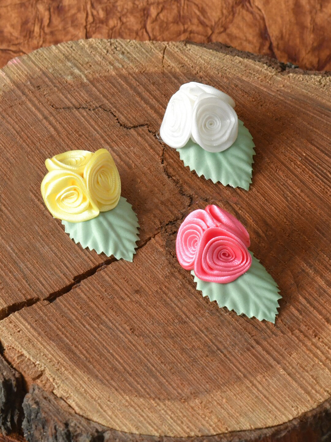 FUNKRAFTS Girls Multi Color Set Of 3 Alligator Hair Clip