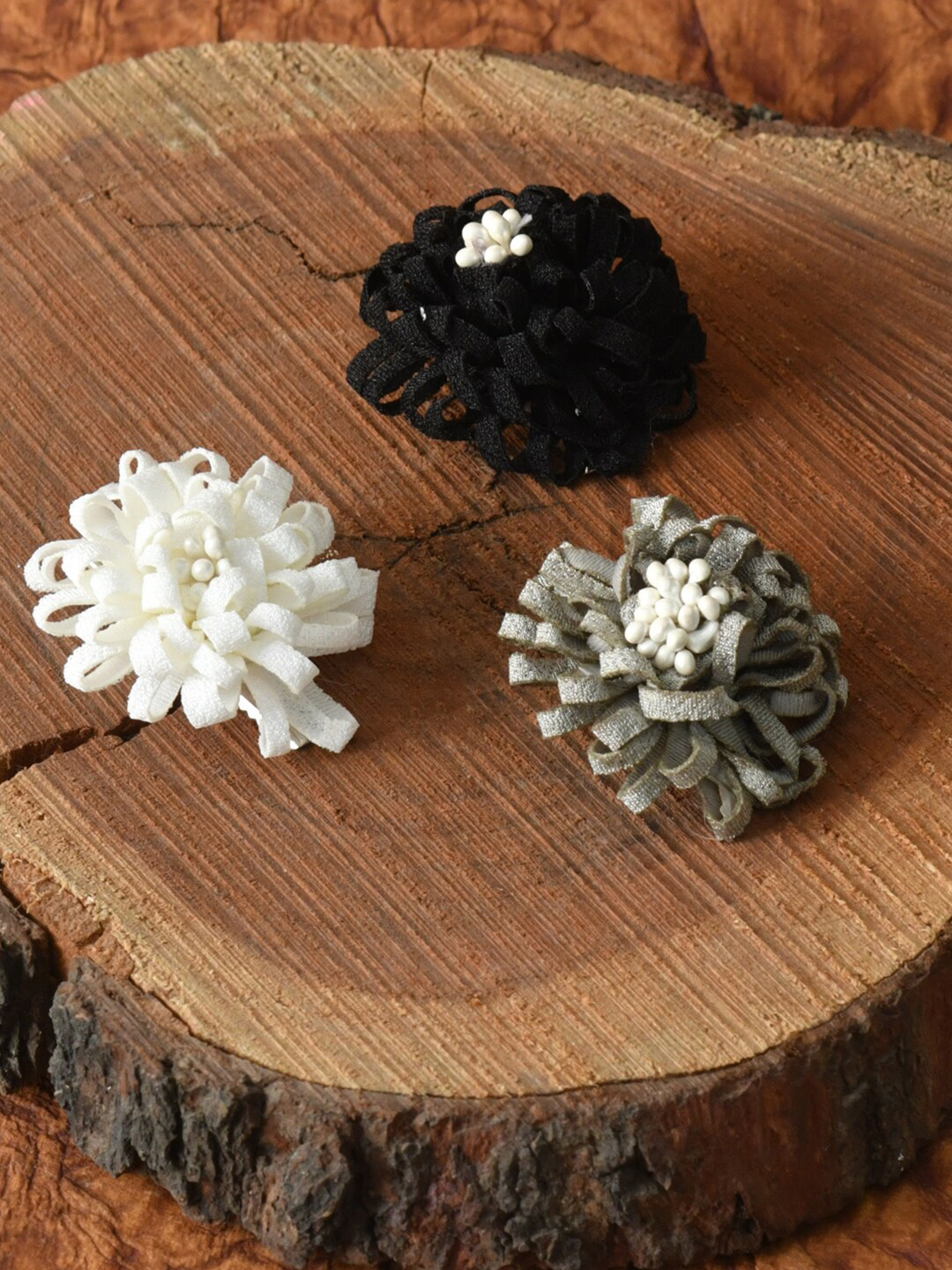 FUNKRAFTS Girls Pack Of 3 Black Grey & White Beaded Alligator Hair Clip