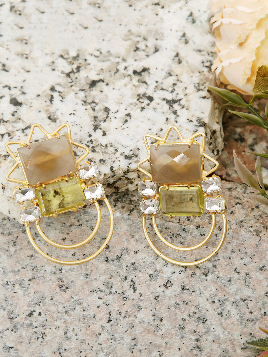 XAGO Gold-Toned Quarts Studded Contemporary Studs Earrings