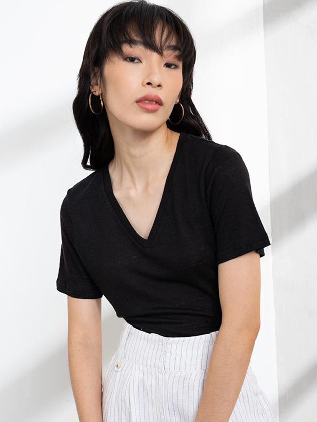 ORIGIN BY ZALORA Women Black V-Neck Linen T-shirt