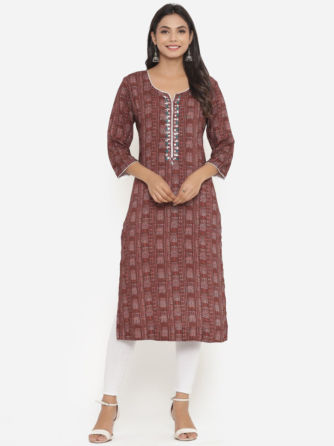 Do Dhaage Women Maroon Thread Work Kurta